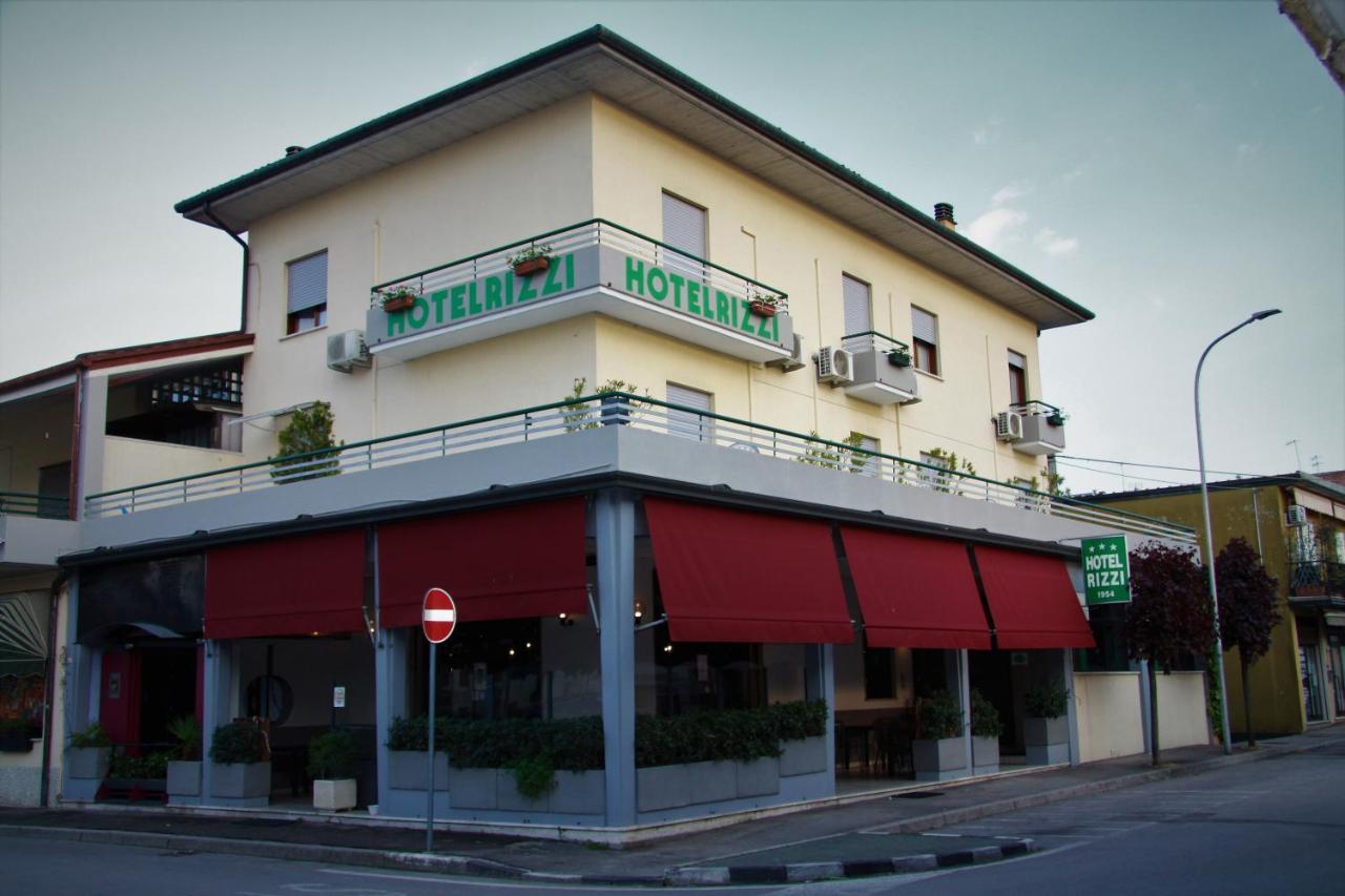 Hotel Rizzi Monticello Conte Otto Exteriör bild